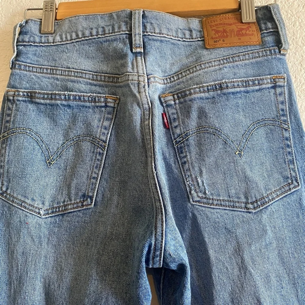 Levi’s 501 jeans in the perfect condition size W26 L30 - Picture 6 of 7